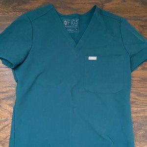 FIGS scrub top